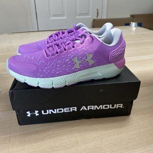 Under Armour Kids’ Grade School Charged Rogue 2 Sneakers size 6